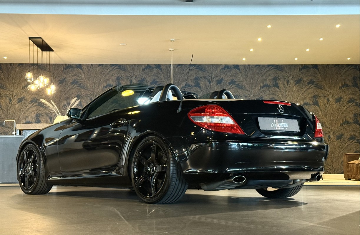 Mercedes-Benz SLK