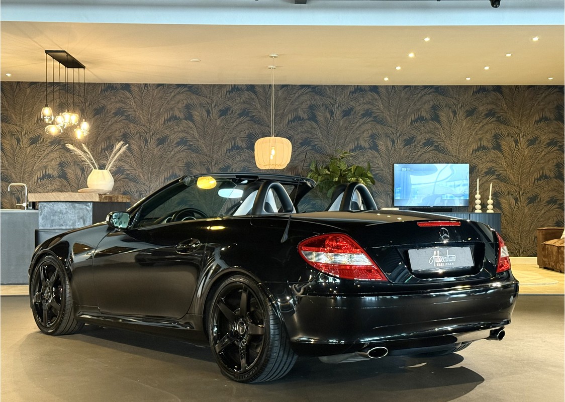 Mercedes-Benz SLK