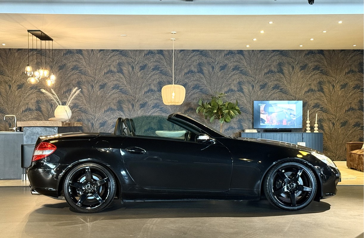Mercedes-Benz SLK