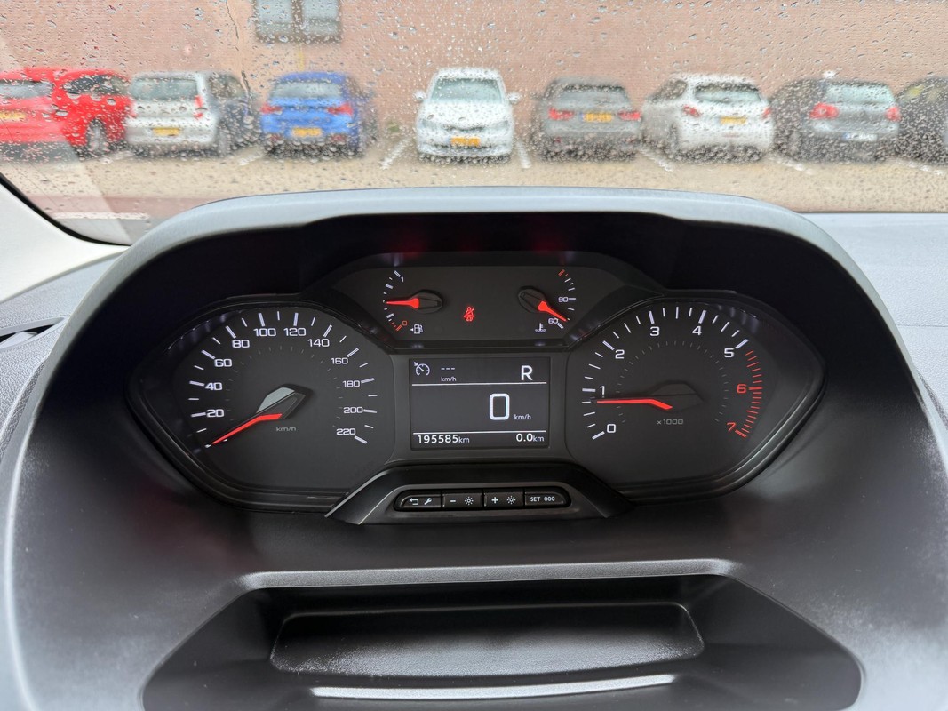 Peugeot Partner