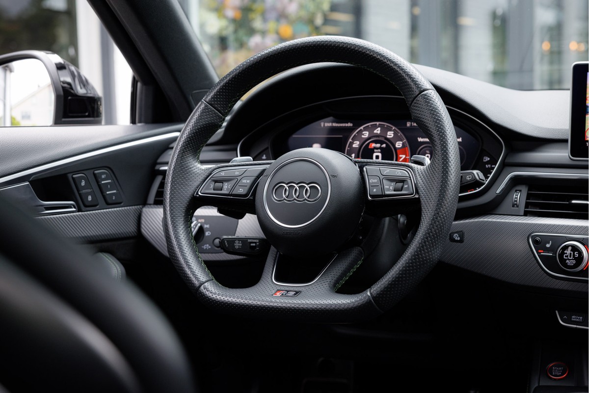 Audi RS4