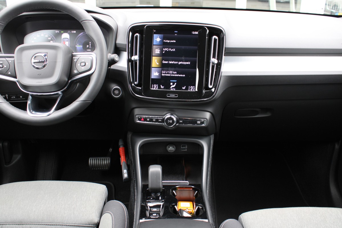 Volvo XC40
