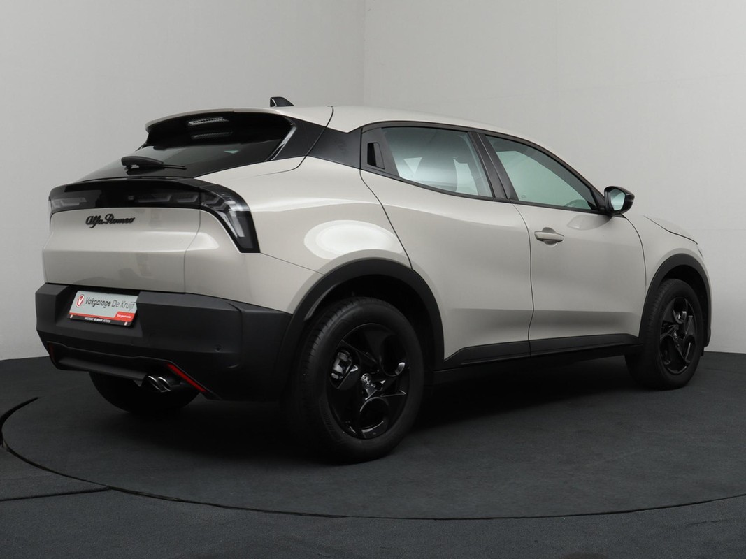 Alfa Romeo Junior