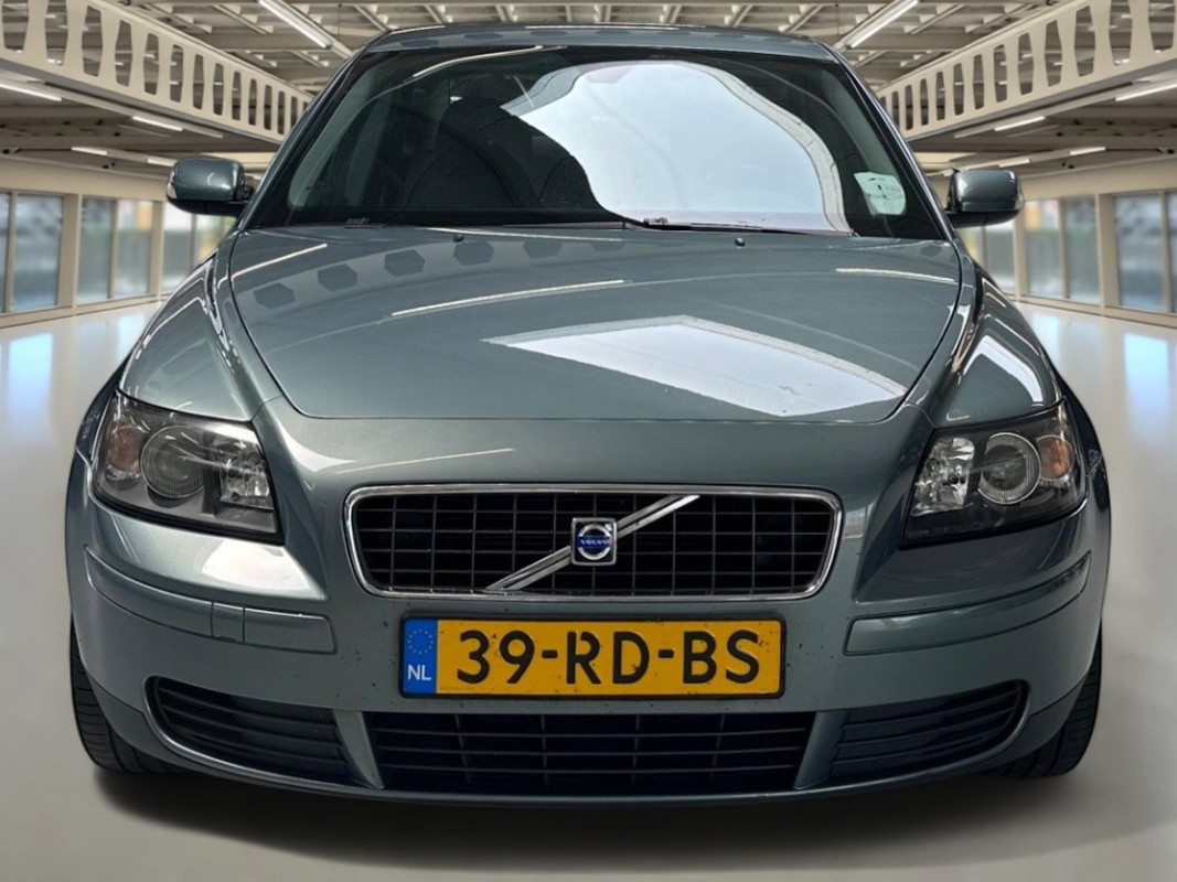 Volvo S40