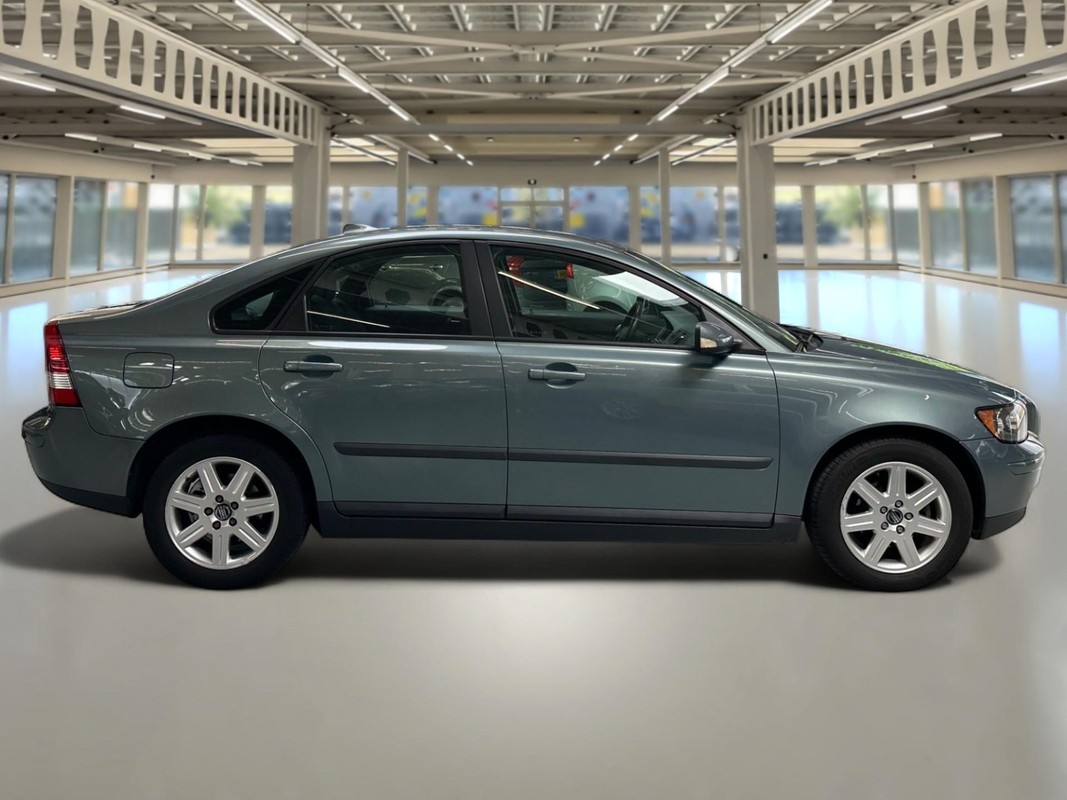 Volvo S40