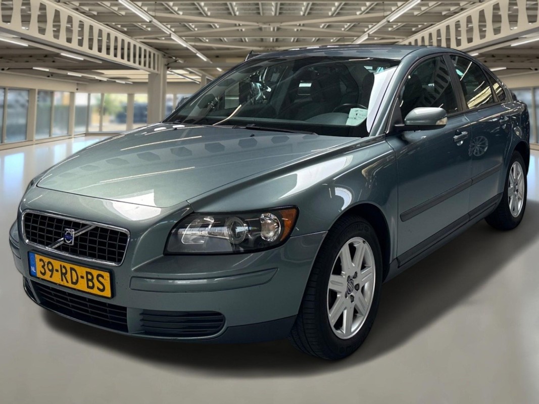 Volvo S40