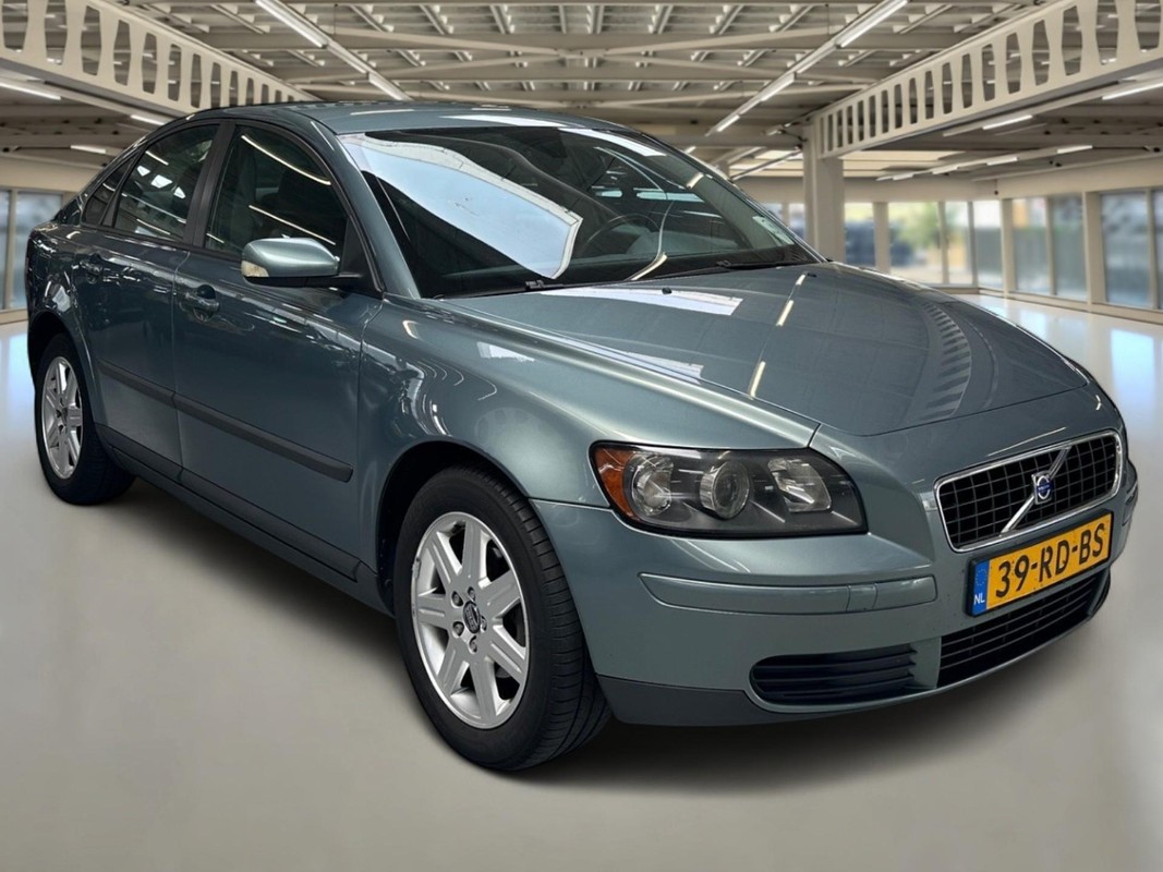 Volvo S40
