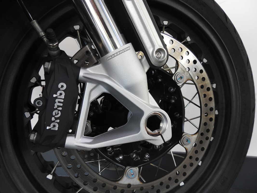 BMW R 12