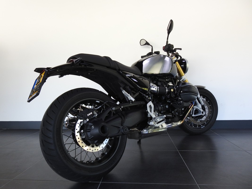 BMW R 12