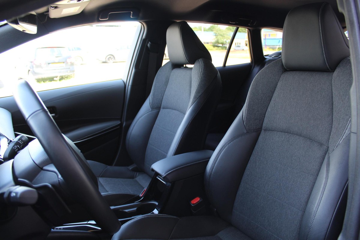 Toyota Corolla Touring Sports