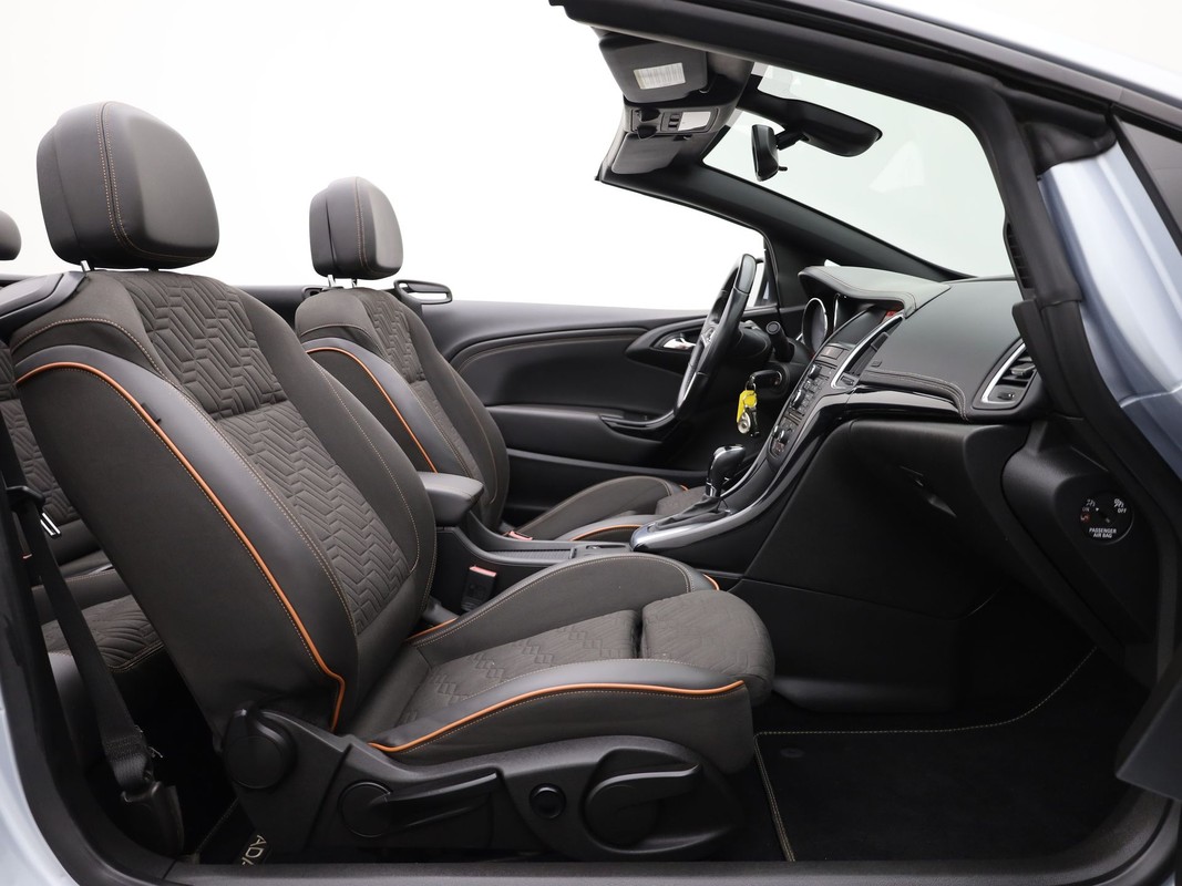 Opel Cascada