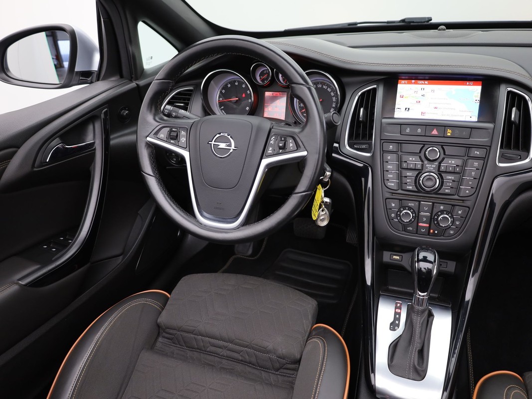 Opel Cascada