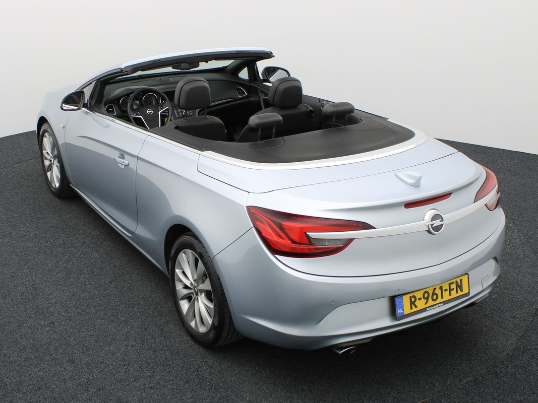Opel Cascada