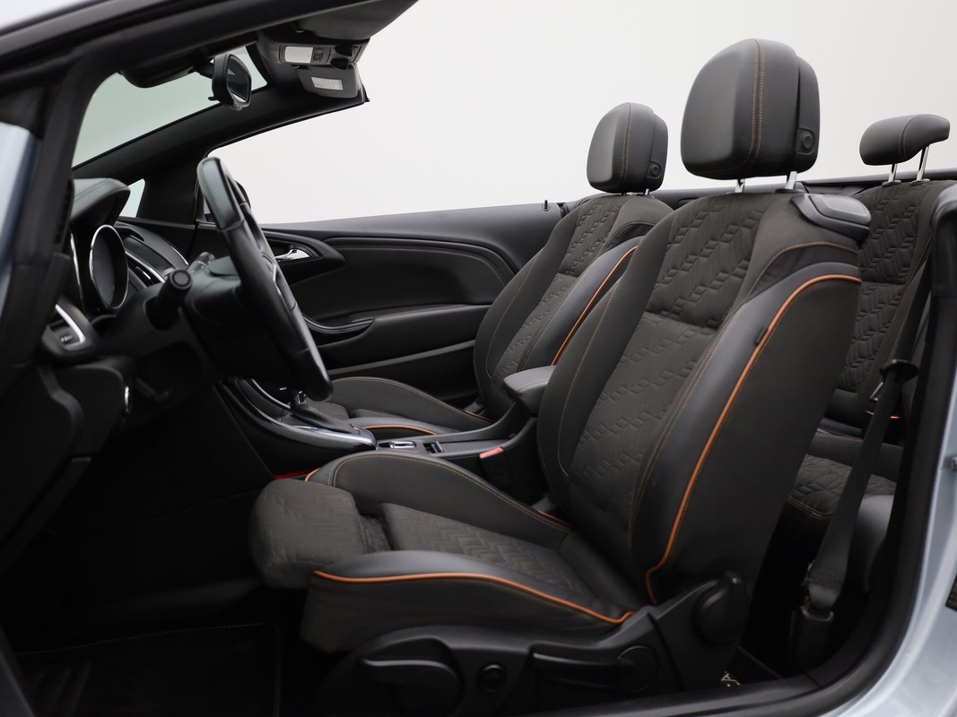 Opel Cascada