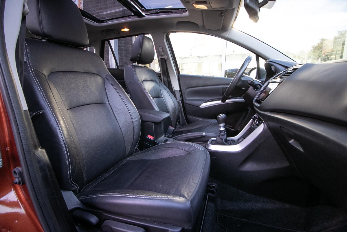 Suzuki S-Cross