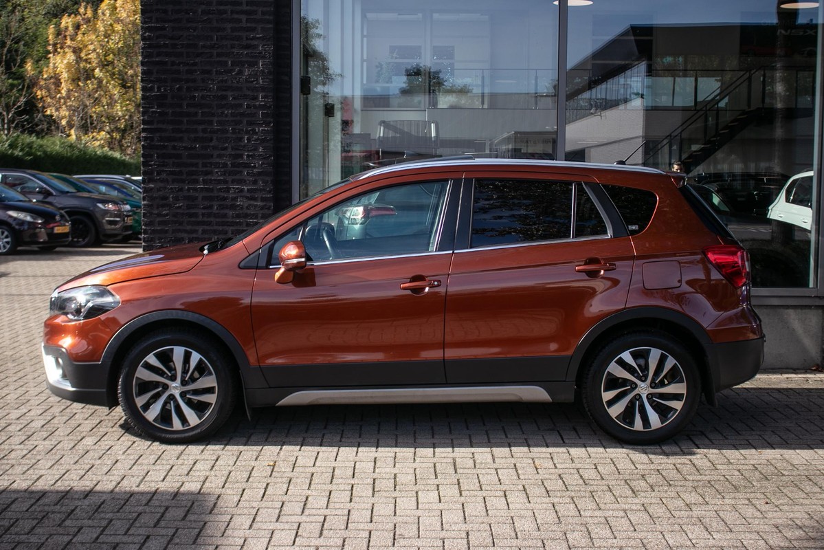 Suzuki S-Cross
