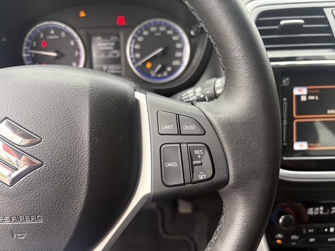 Suzuki S-Cross