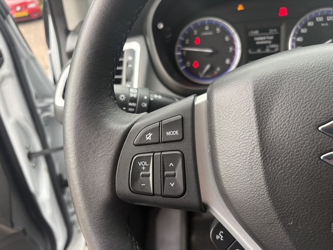 Suzuki S-Cross
