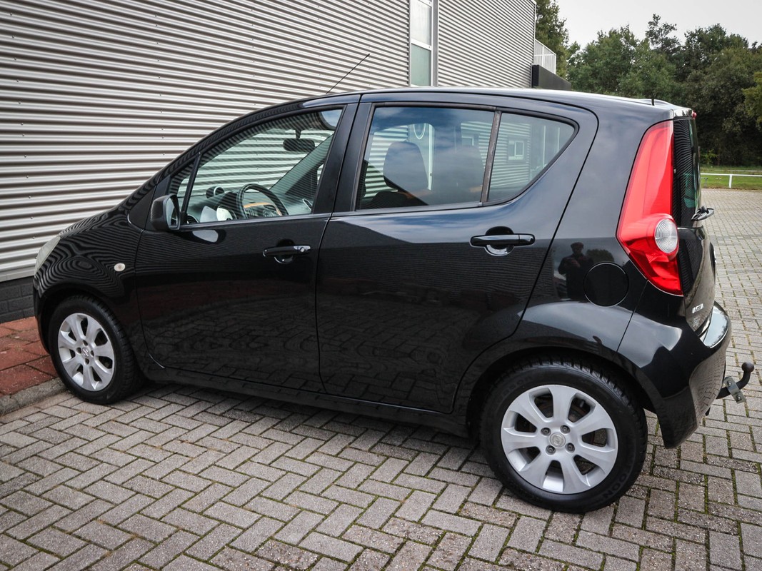 Opel Agila