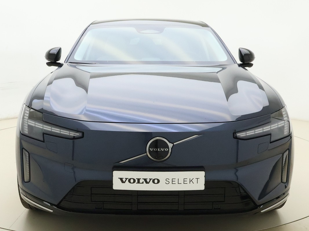 Volvo ES90