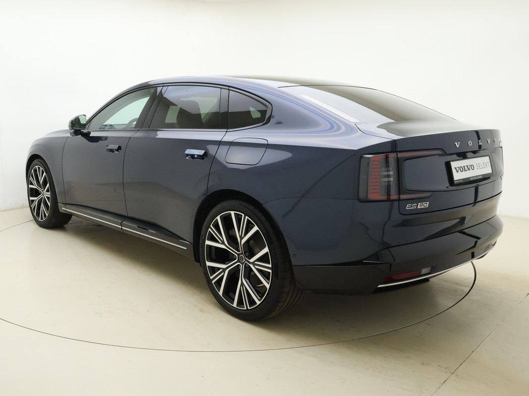 Volvo ES90
