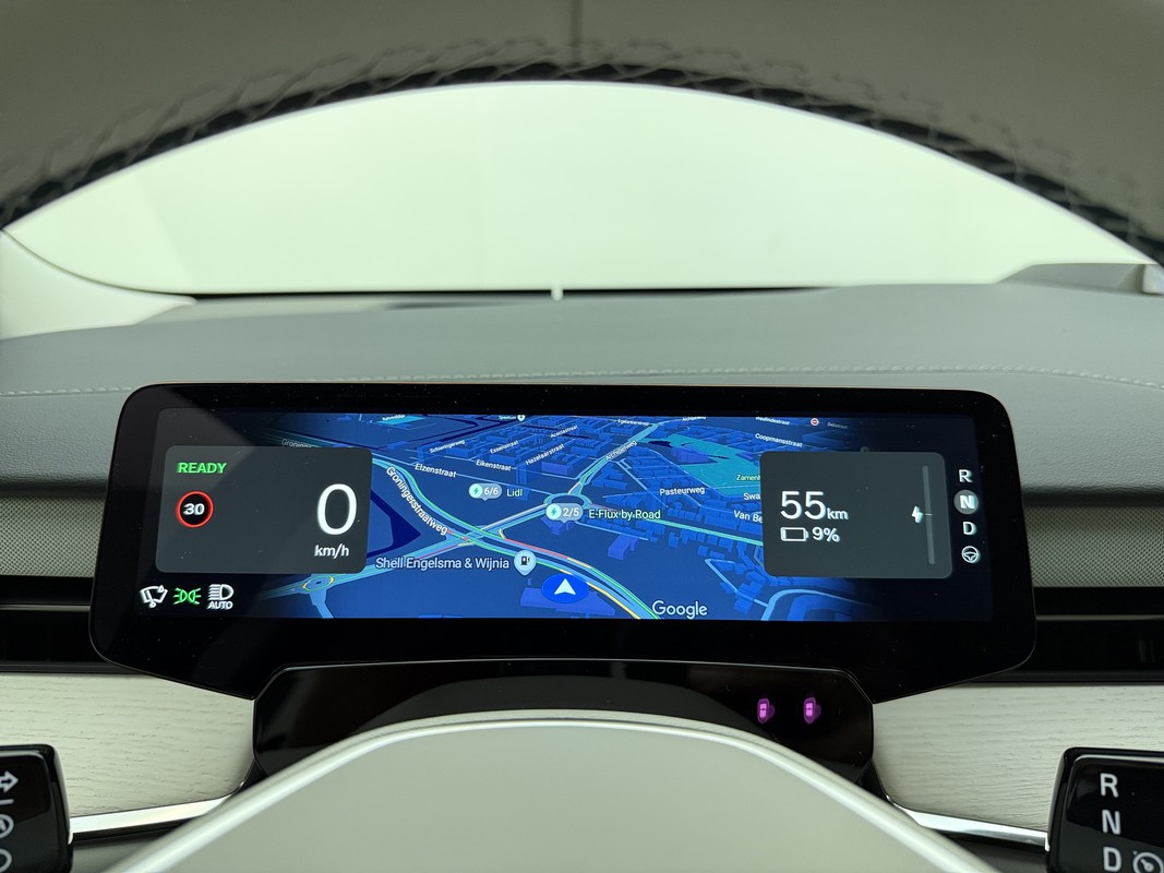 Volvo ES90