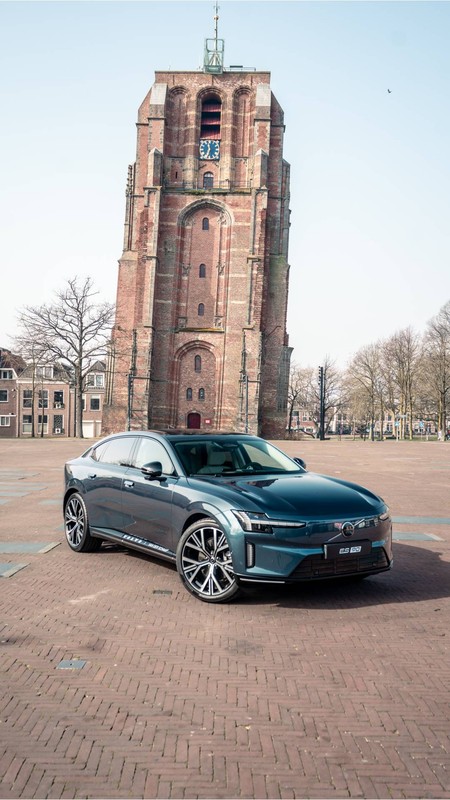 Volvo ES90