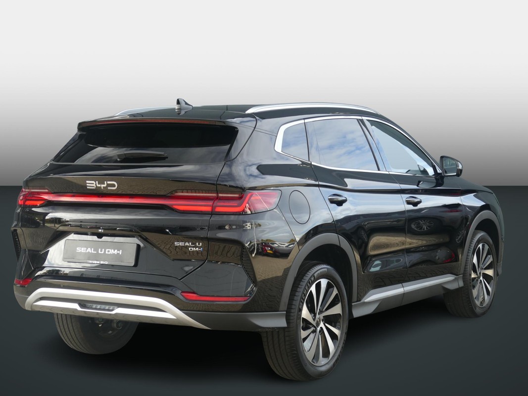 BYD SEAL U