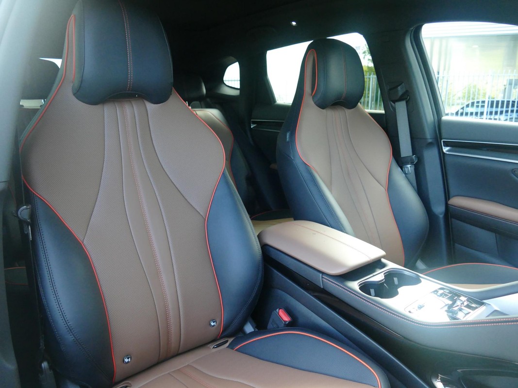BYD SEAL U