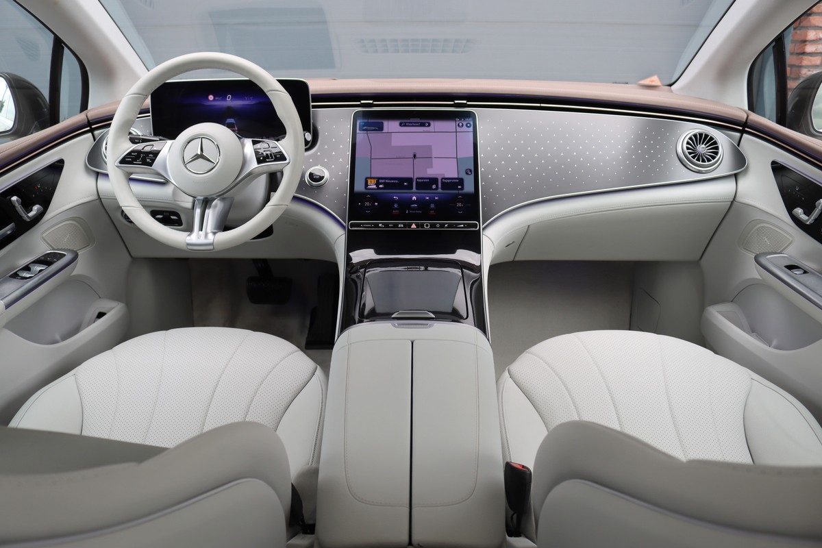 Mercedes-Benz EQE