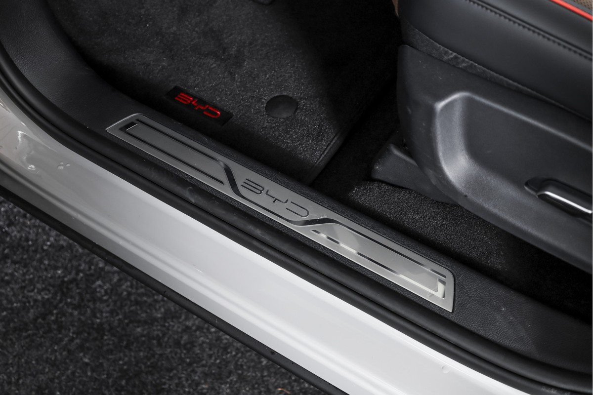 BYD SEAL U