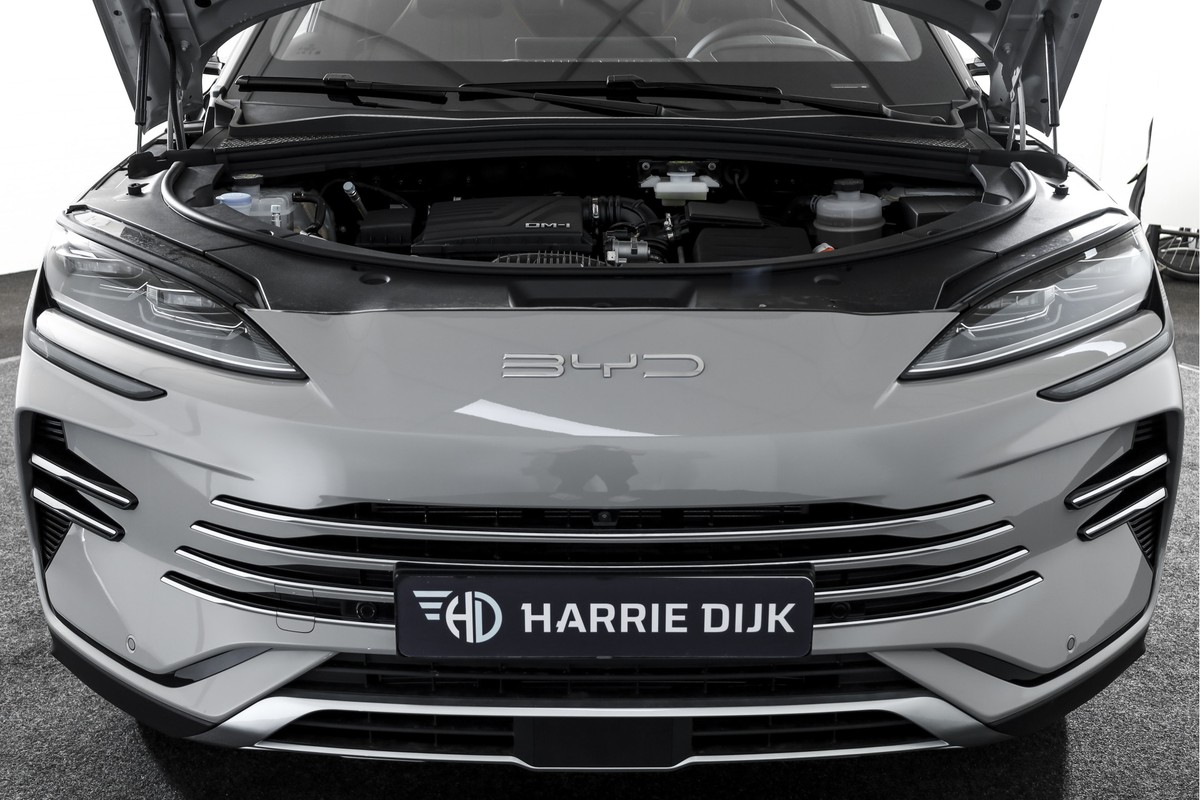 BYD SEAL U