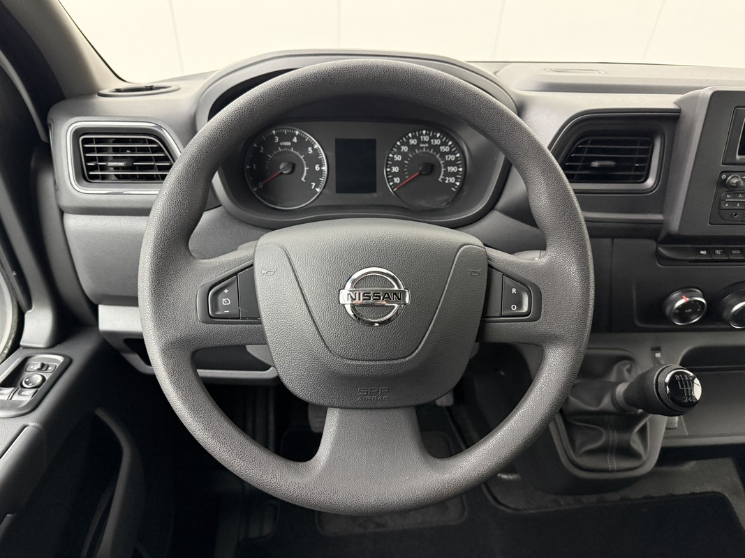 Nissan Interstar