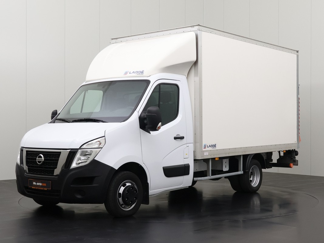 Nissan Interstar