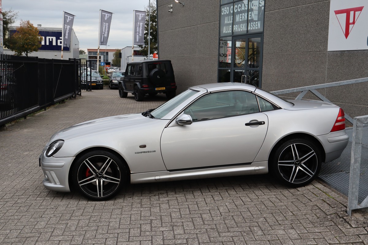 Mercedes-Benz SLK