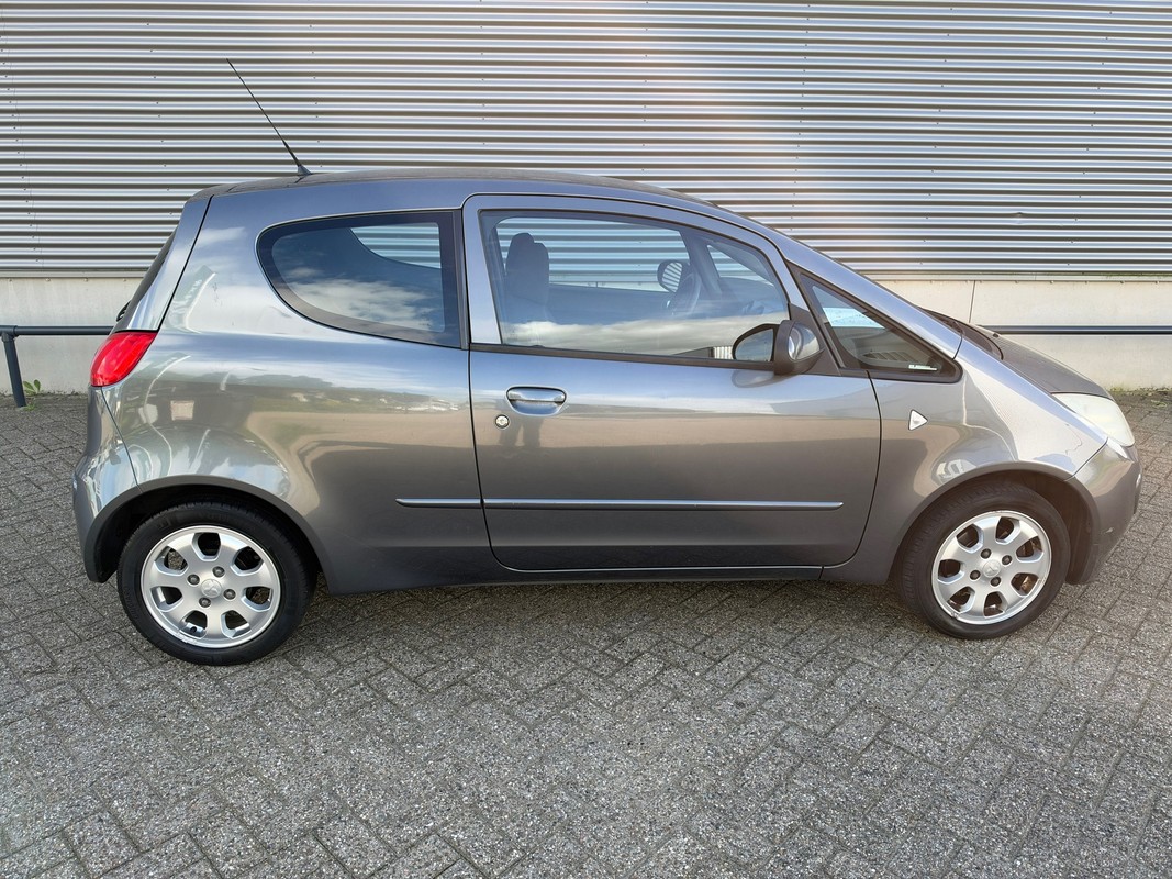 Mitsubishi Colt