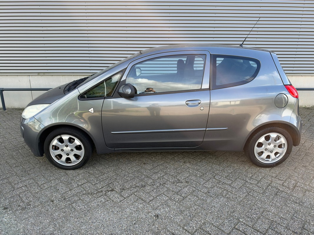 Mitsubishi Colt