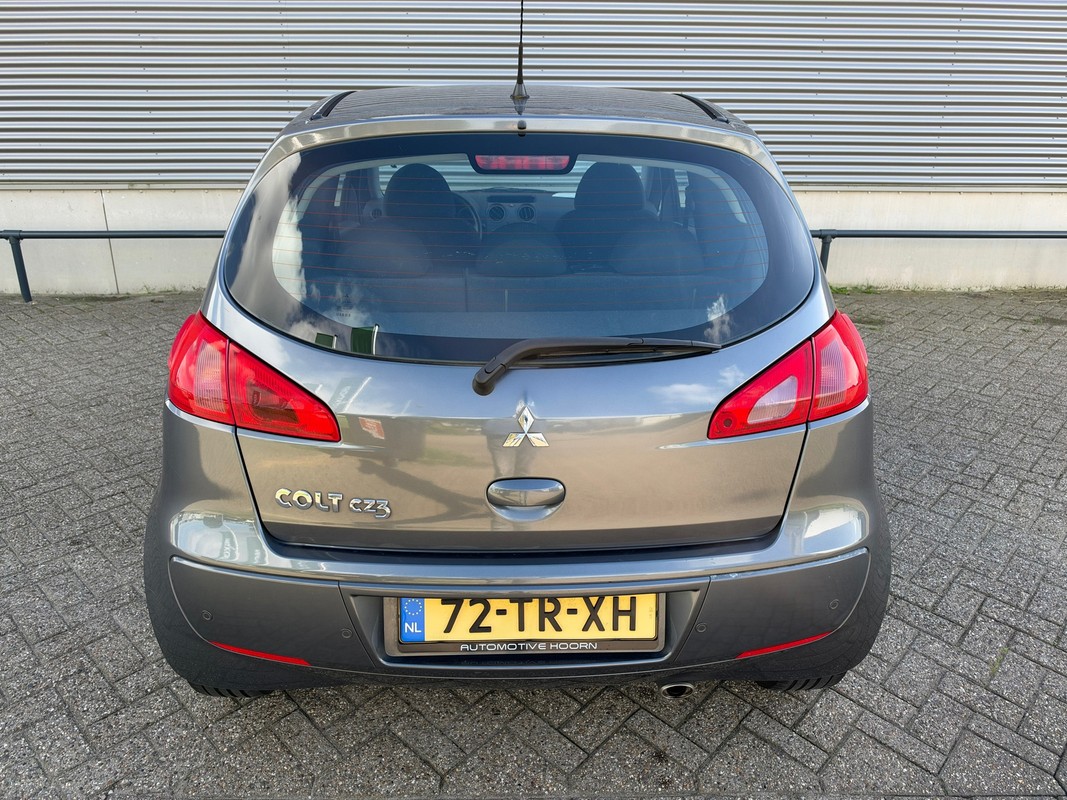 Mitsubishi Colt
