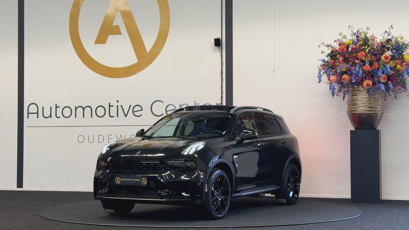 Lynk & Co 01