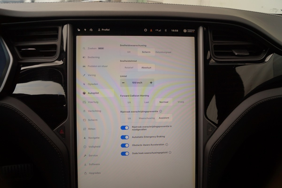 Tesla Model S