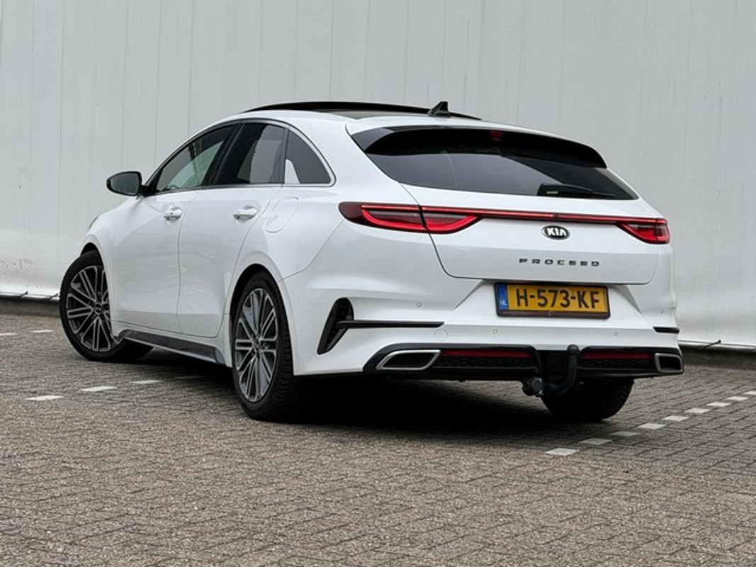Kia ProCeed