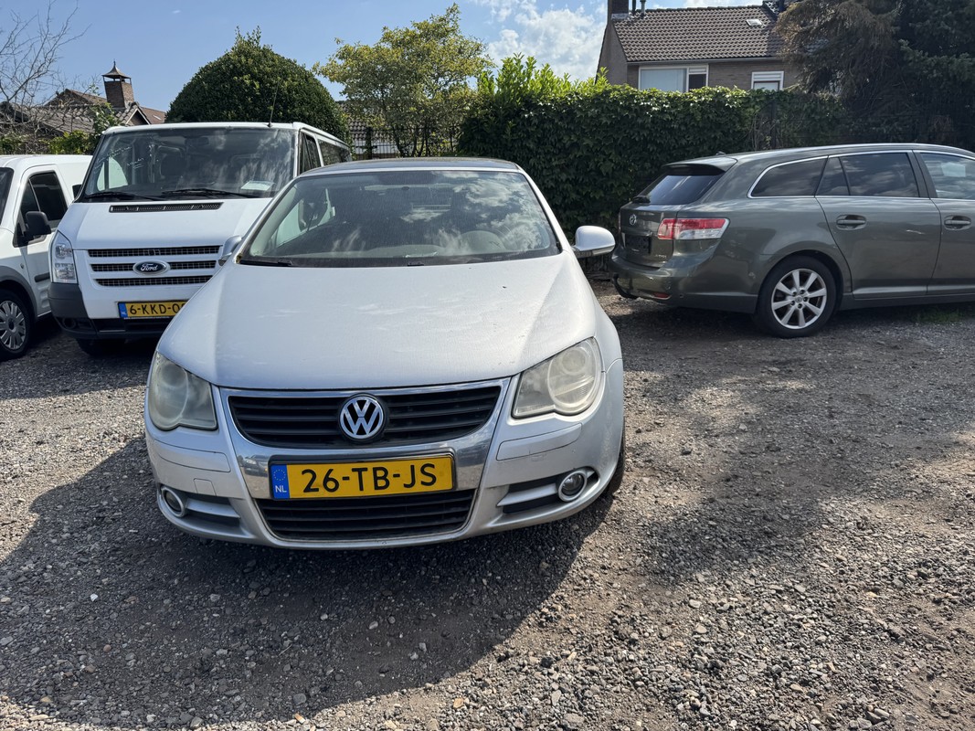 Volkswagen Eos