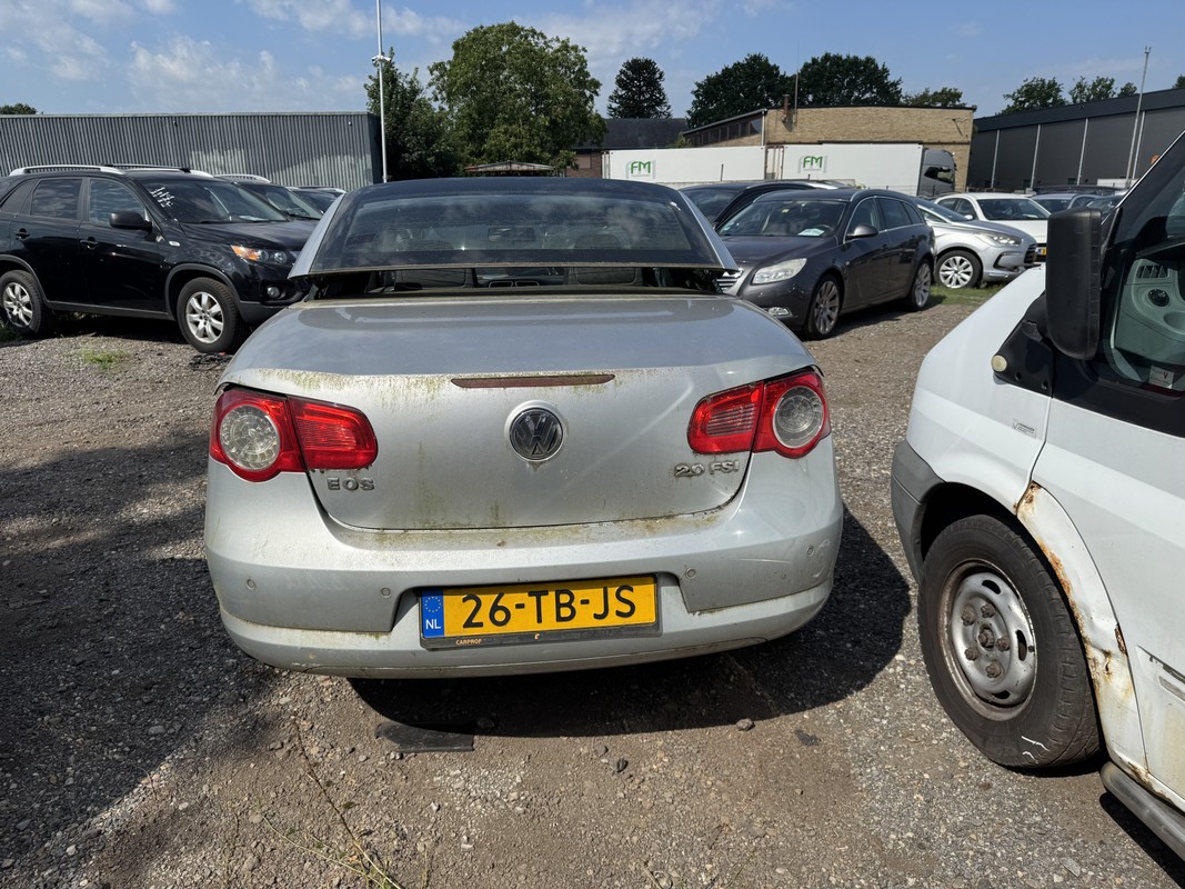 Volkswagen Eos