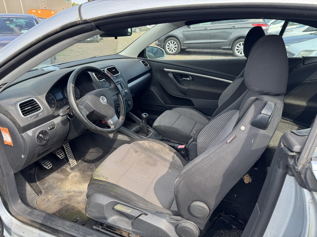 Volkswagen Eos