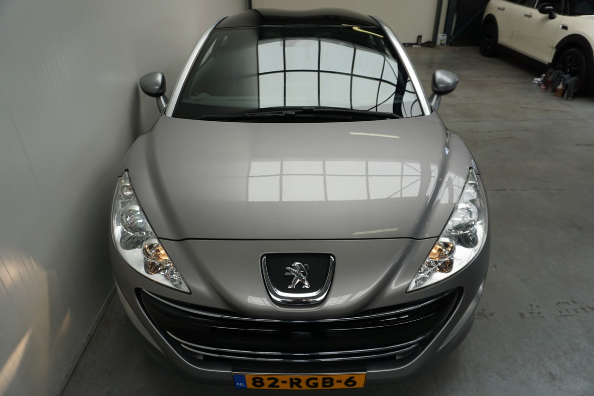 Peugeot RCZ