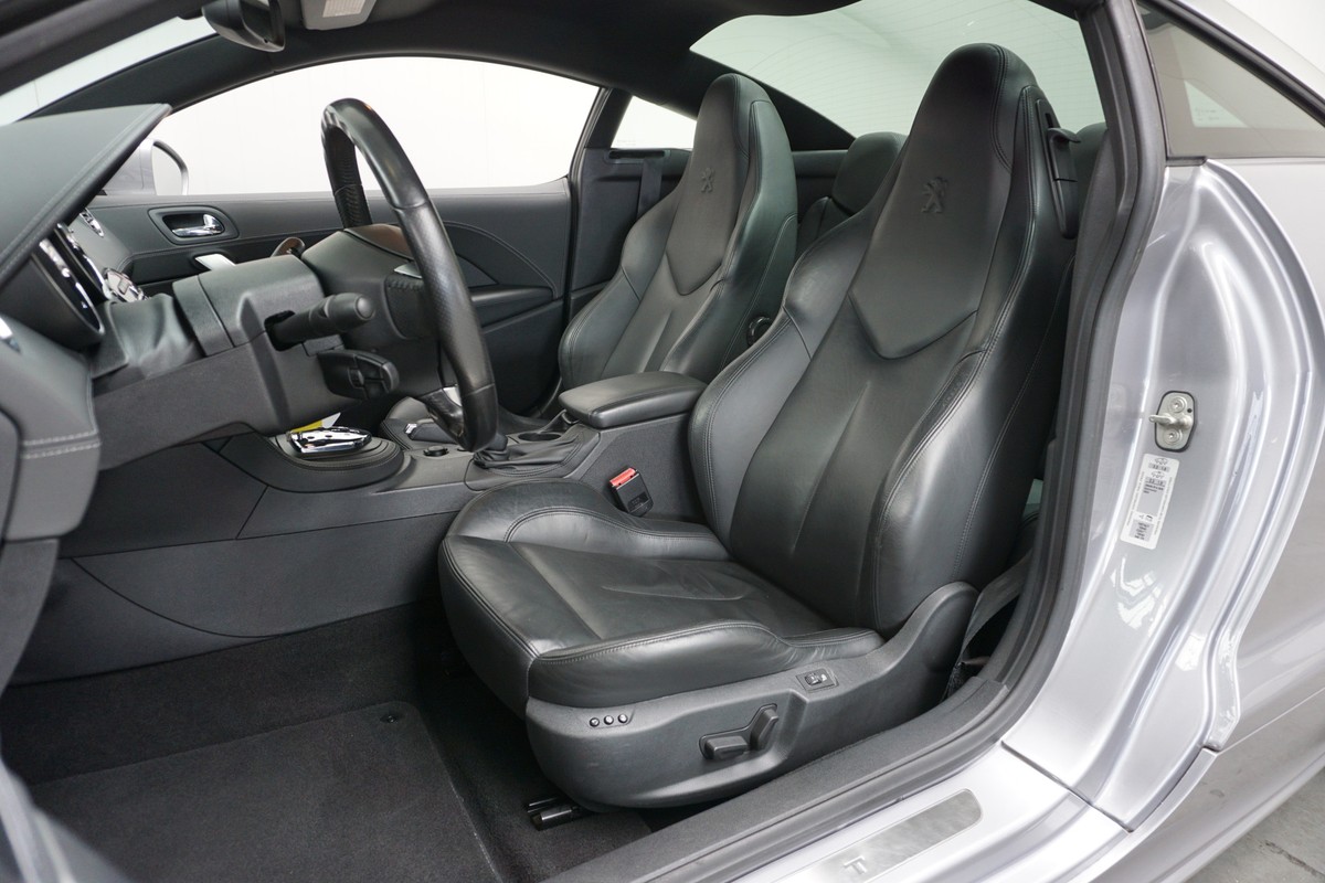 Peugeot RCZ