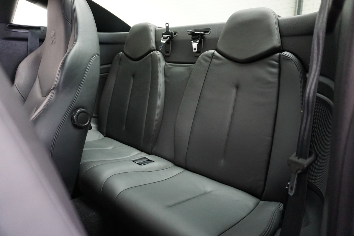 Peugeot RCZ