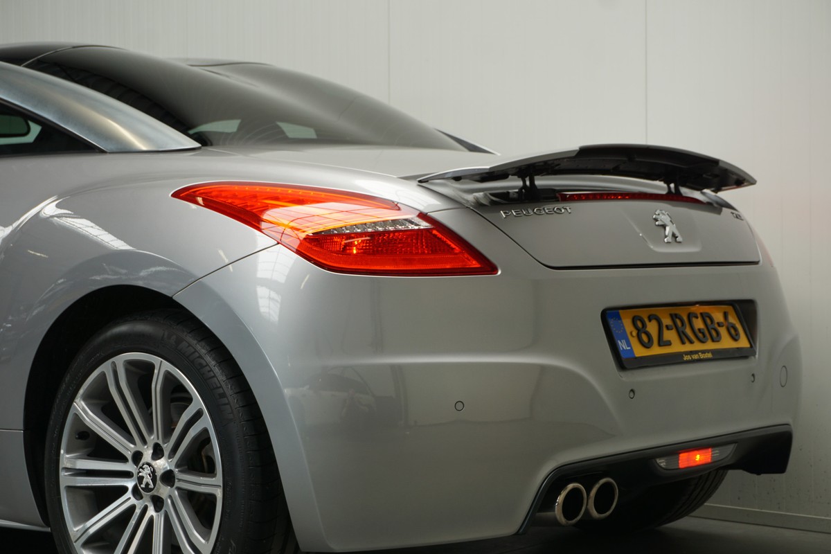 Peugeot RCZ