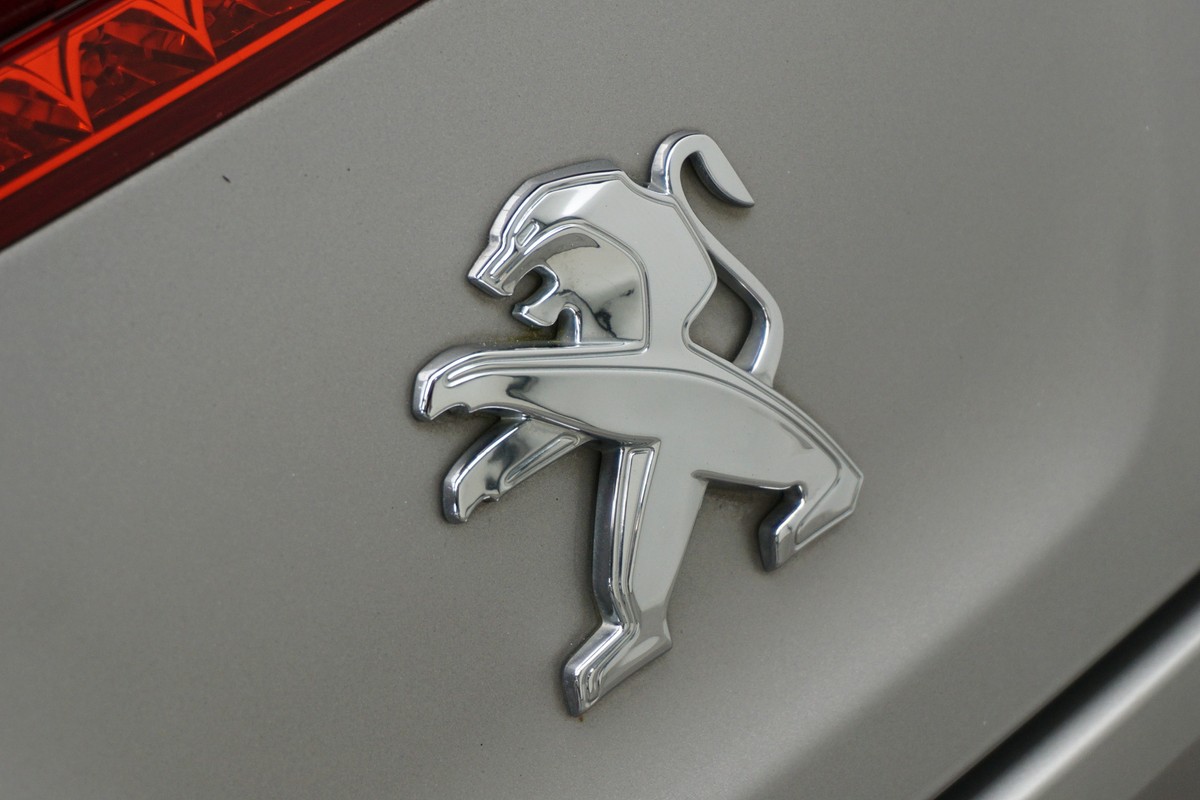 Peugeot RCZ