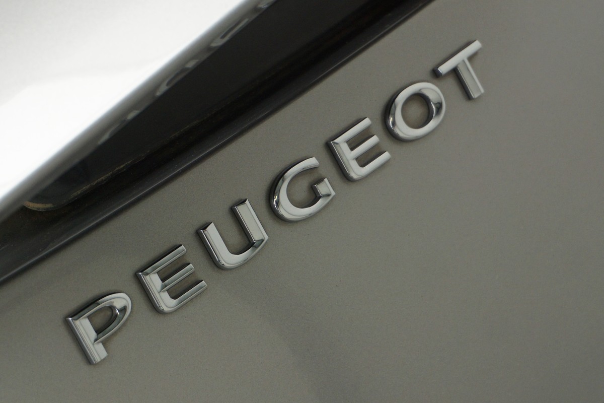 Peugeot RCZ